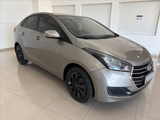 HYUNDAI HB20S 1.6 COMFORT PLUS 16V FLEX 4P AUTOMÁTICO HYUNDAI HB20S 1.6 COMFORT PLUS 16V FLEX 4P AUTOMÁTICO
